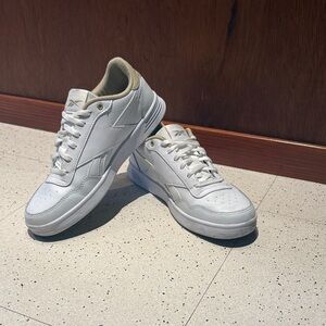 Reebok Woman’s White and Tan Sneakers